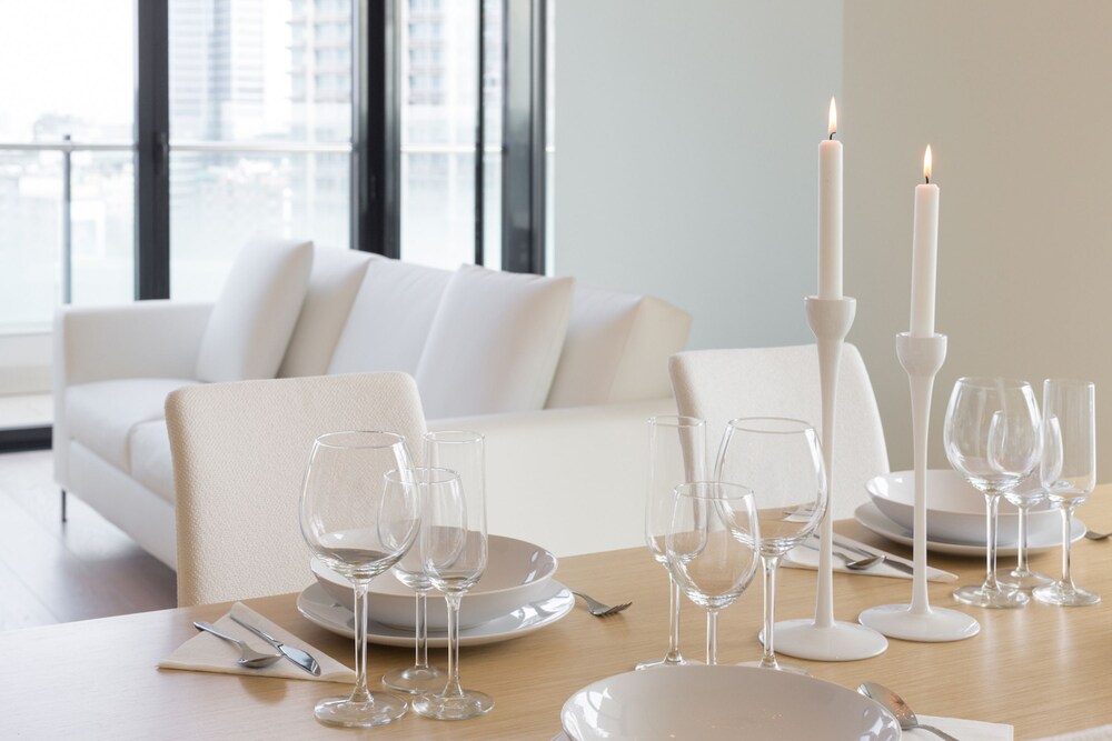 객실 내 식사 (Suitelowcost Solaria 2 pax - Via Della Liberazione 15 )