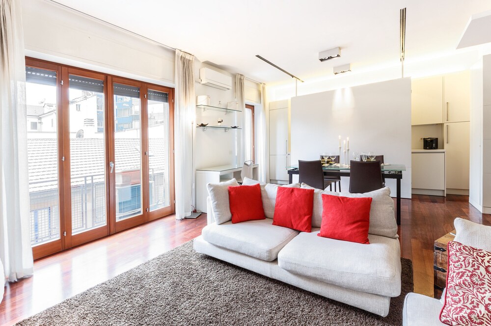 거실 공간 (Suitelowcost Marco Polo (Via Marco Polo 7))