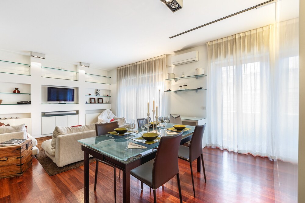 거실 공간 (Suitelowcost Marco Polo (Via Marco Polo 7))