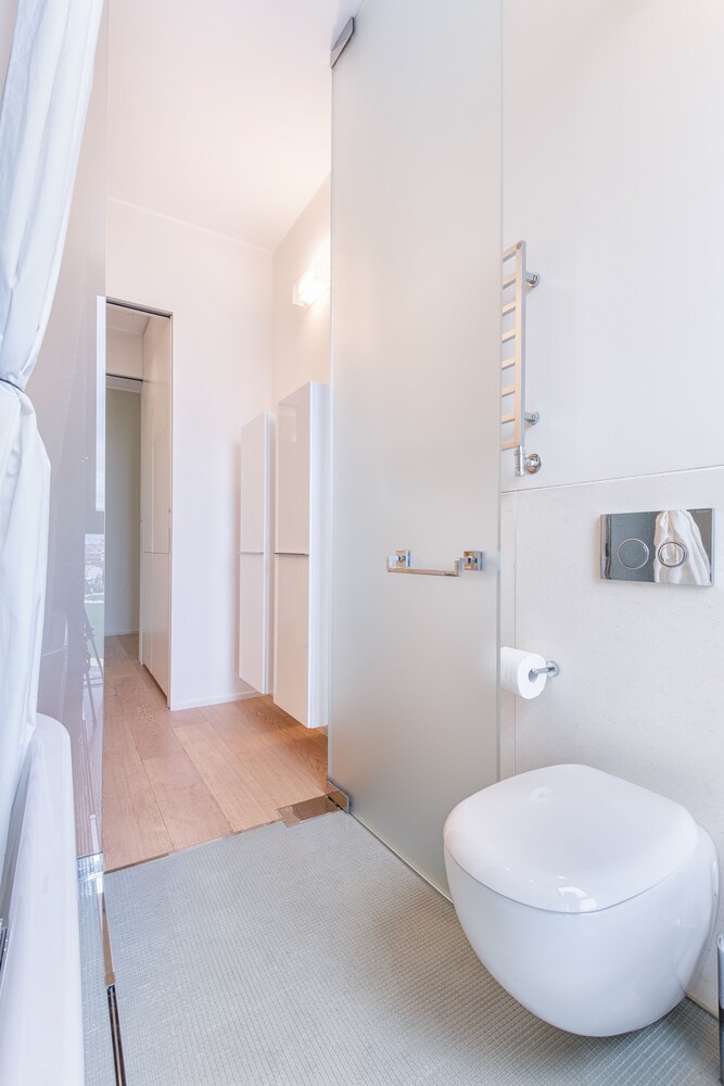 욕실 (Suitelowcost Solaria 6 pax (Via Della Liberazione 15 ))