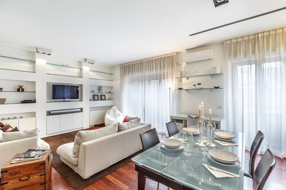 거실 공간 (Suitelowcost Marco Polo (Via Marco Polo 7))