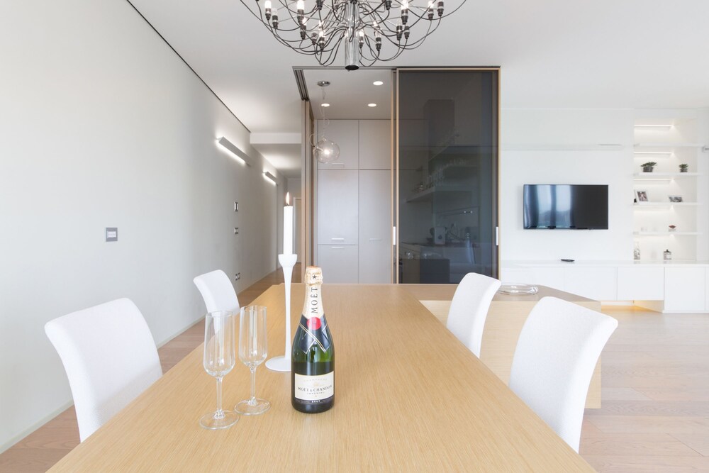 객실 내 식사 (Suitelowcost Solaria 2 pax - Via Della Liberazione 15 )