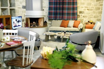Hotel Lounge