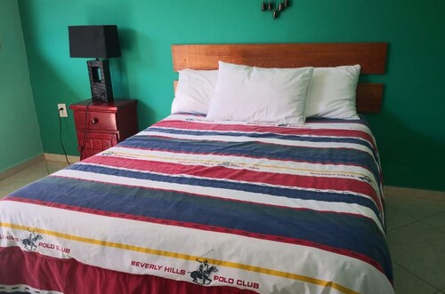 Mansion Giahn Bed & Breakfast