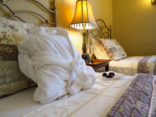 B&B Hillhouse