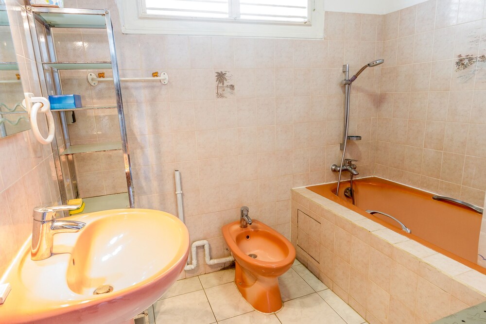 욕실 (APPARTEMENT 4 ( 2 Chambres Doubles))