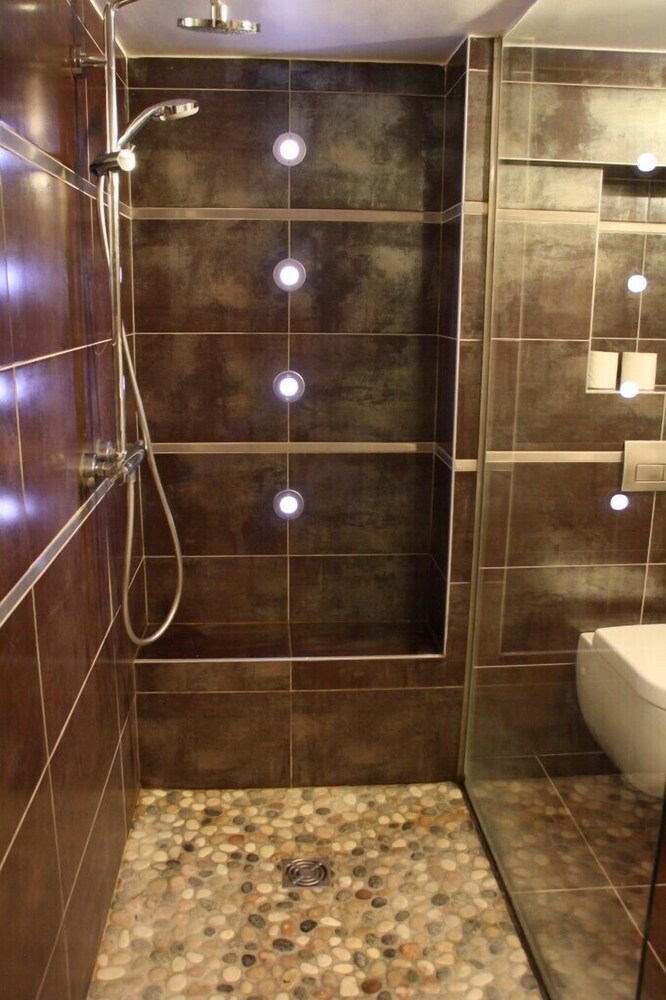 욕실 (Verdun 1 Studio (2 personnes) 57 rue de verdun 94800 Villejuif)