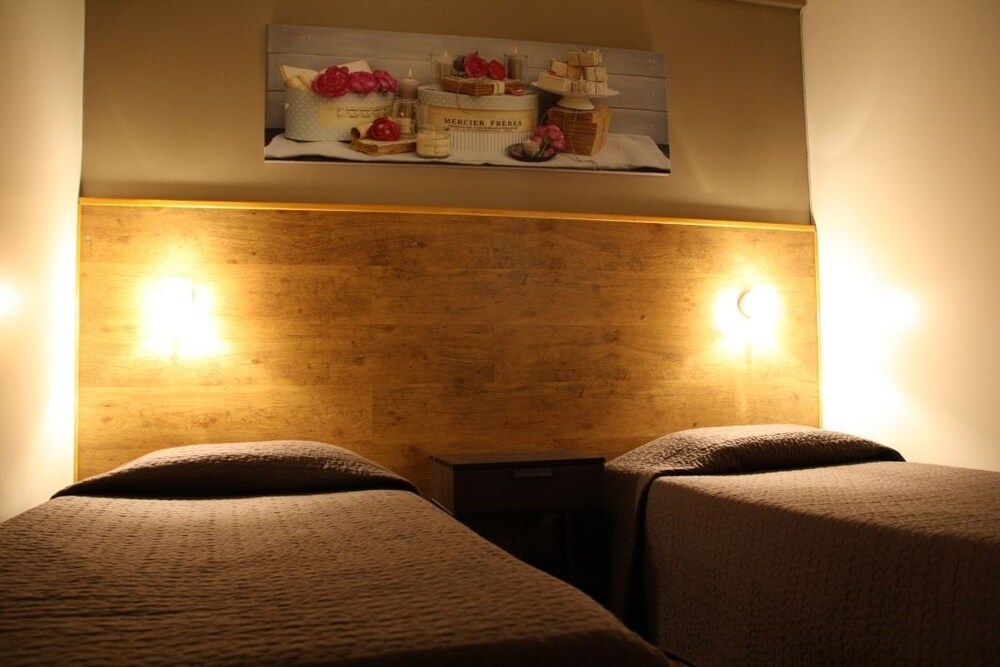 객실 (Appartement Agate 3 pieces duplex avec terrasse 5 rue de la Liberte 94800 Villejuif)