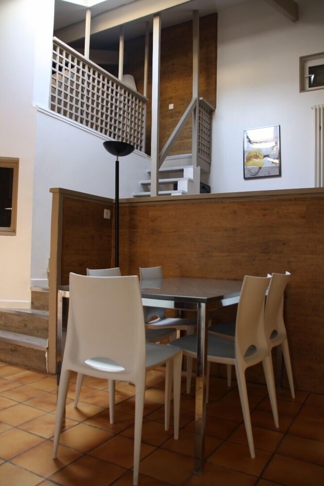 거실 (Appartement Agate 3 pieces duplex avec terrasse 5 rue de la Liberte 94800 Villejuif)