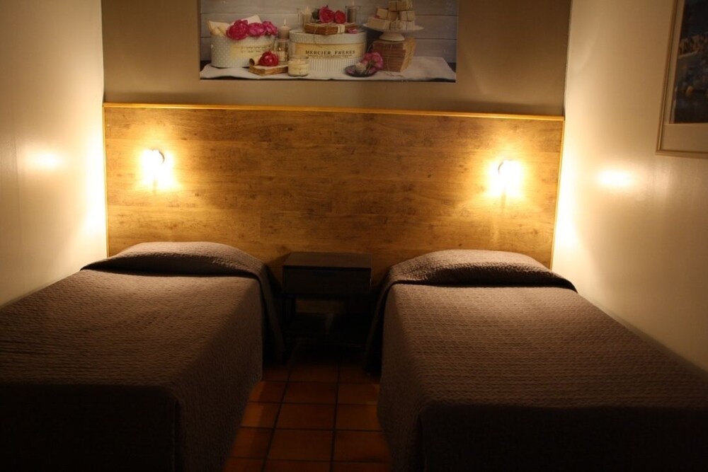 객실 (Appartement Agate 3 pieces duplex avec terrasse 5 rue de la Liberte 94800 Villejuif)