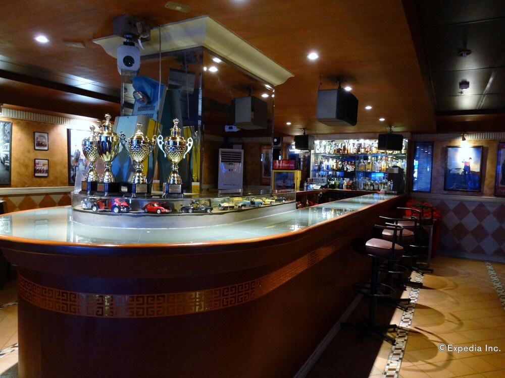 Hotel Bar