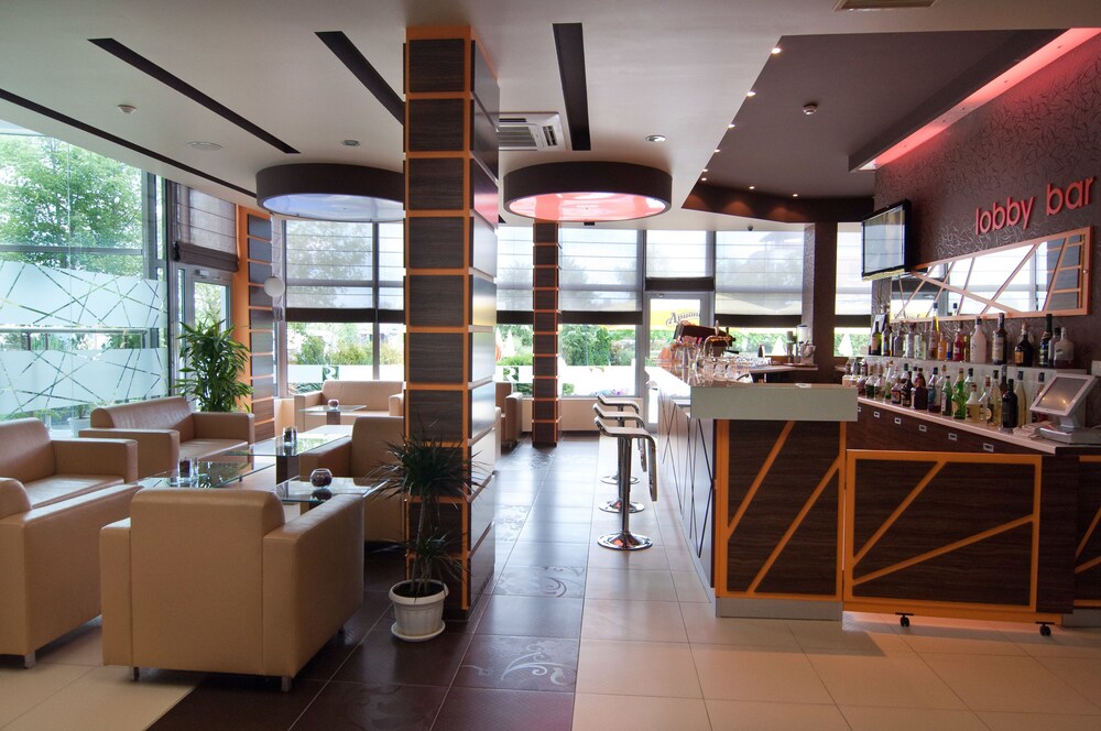 Hotel Bar