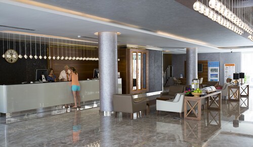 Mirage World Hotel