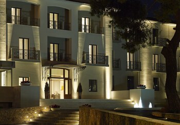 Hotel Front - Evening/Night