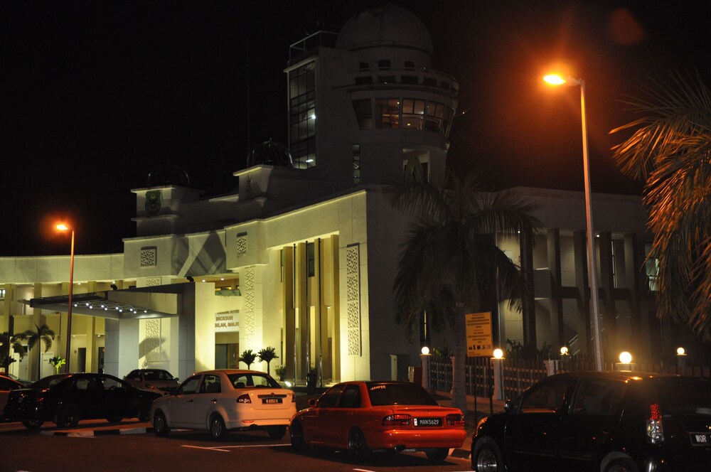 Hotel Front - Evening/Night