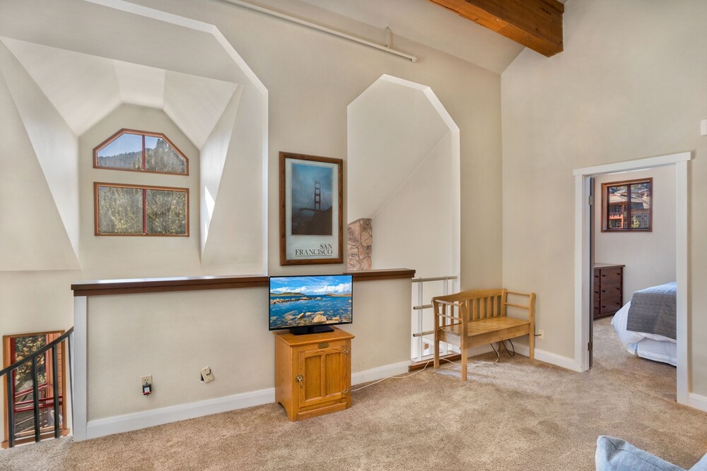 Deluxe Loft, 3 Bedrooms - Room