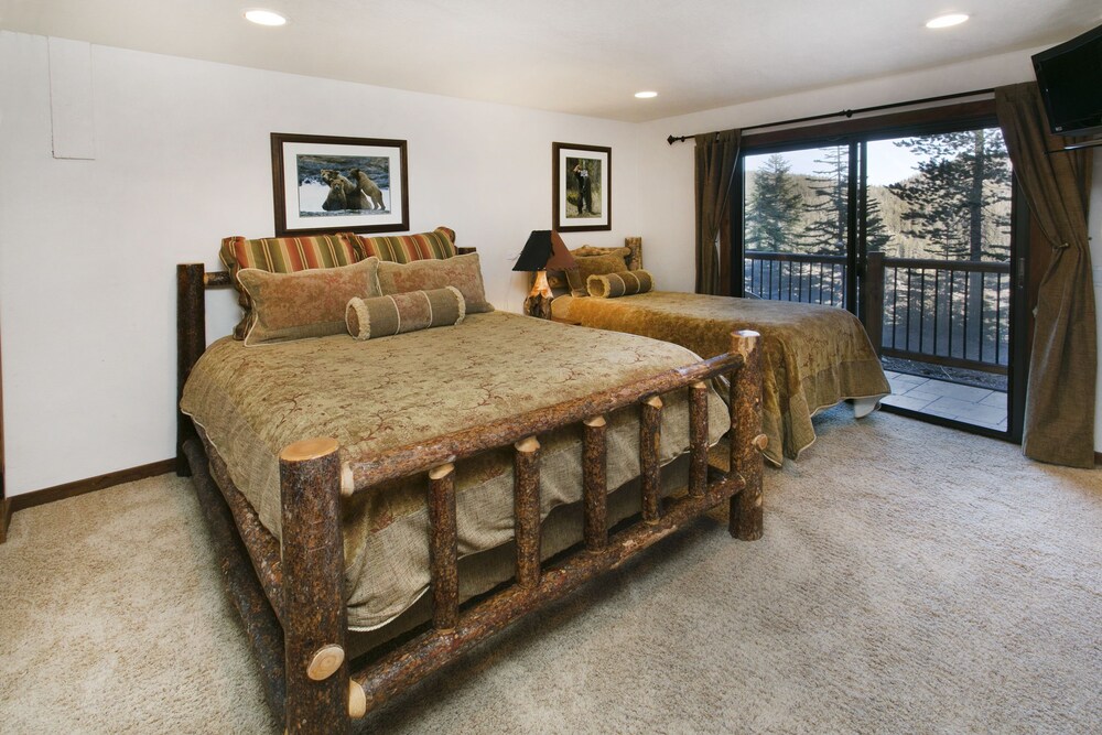 Superior Apartment, 2 Bedrooms - Room