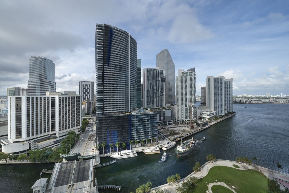 Presidential Suite, River & City View - Balcony View
