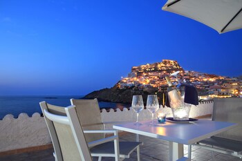 Hotel Front - Evening/Night