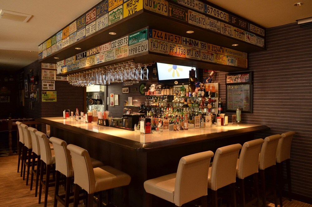 Hotel Bar