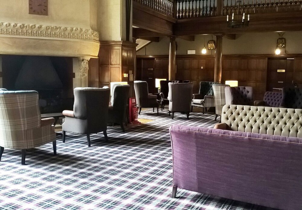 Executive Lounge