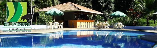El Pizote Lodge