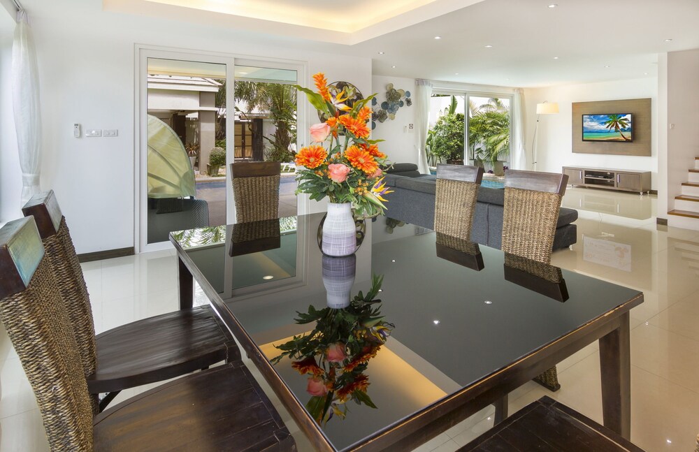 객실 내 식사 (Villa T8 Private Pool 4 Bedrooms)