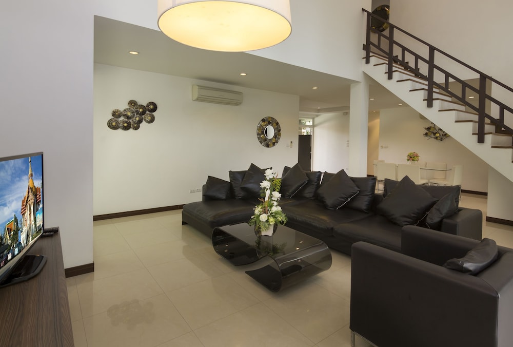 거실 (Villa T2 Private Pool 4 Bedrooms)