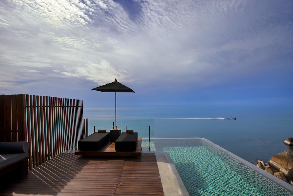 ห้องพัก (Ocean Front Pool Villa)