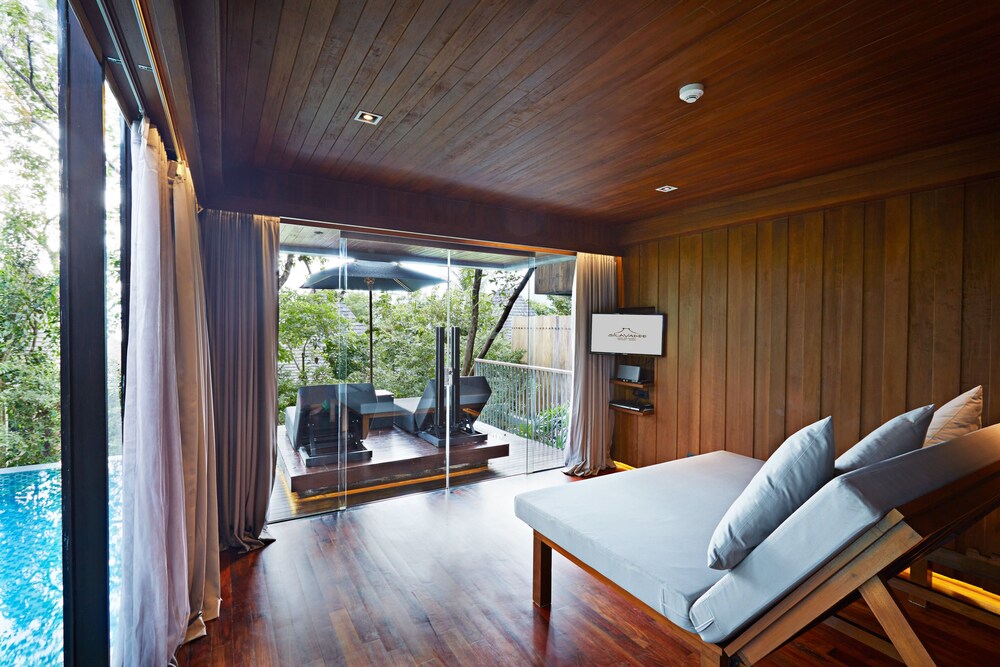 ห้องพัก (Two Bedroom Ocean View Duplex Pool Villa)