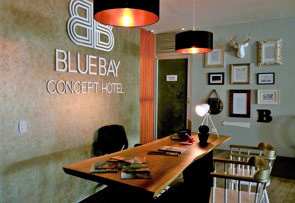 Concierge Desk