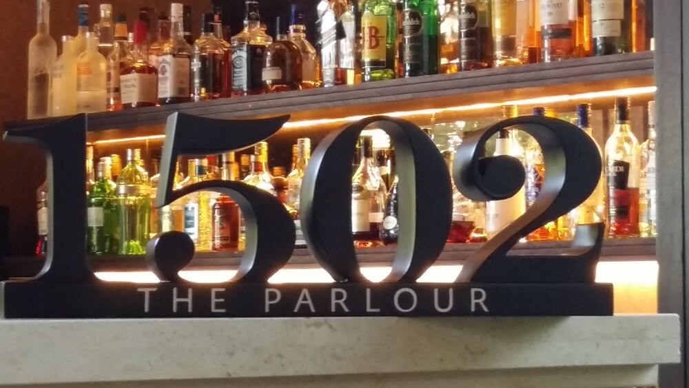 Bar-salon de l'hôtel