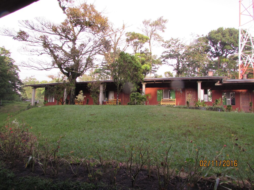 Jardines del establecimiento