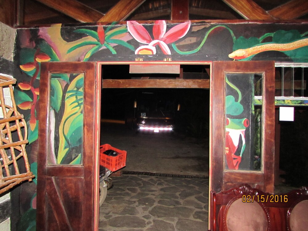 Fachada del hotel