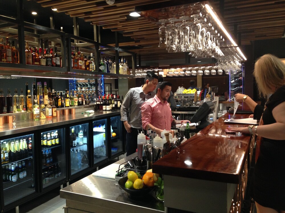 Hotel Bar