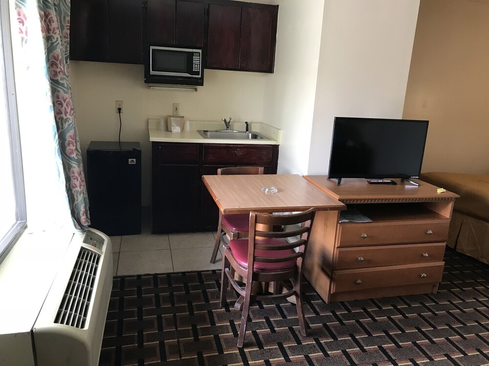 In-Room Kitchen
