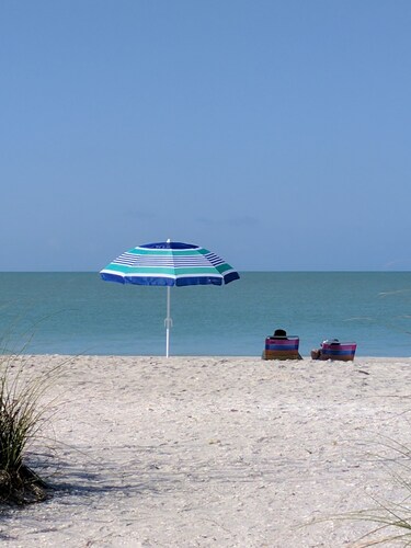 Waterside Inn on the Beach