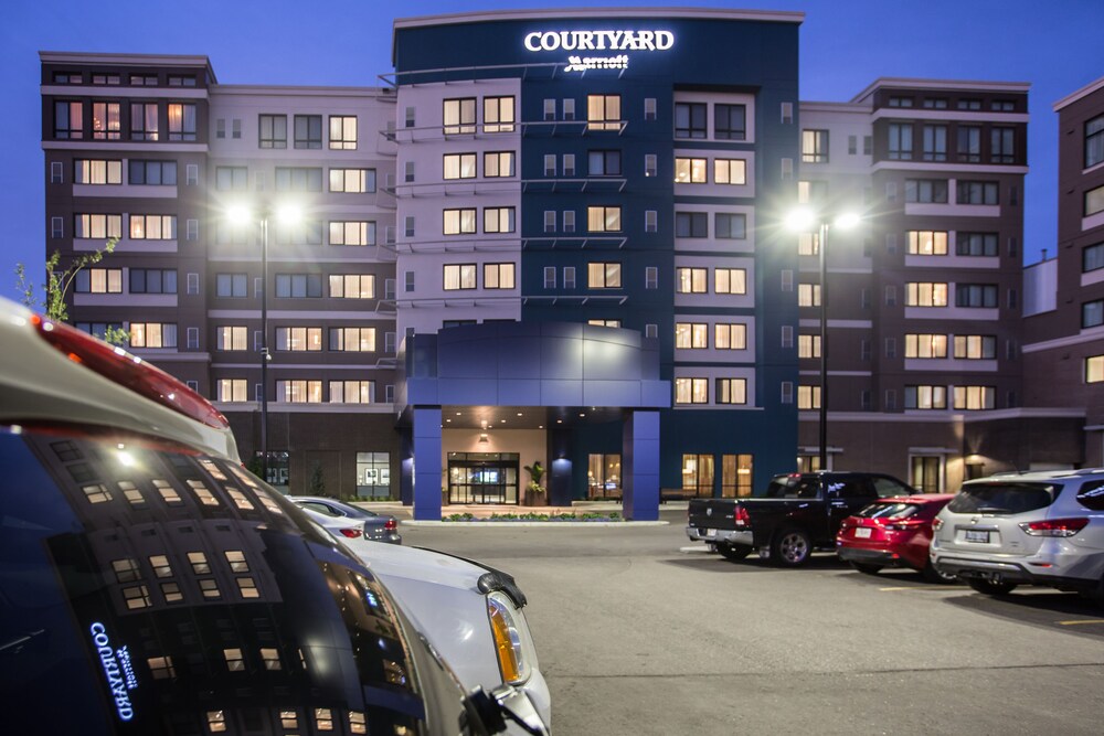 Hotel Front - Evening/Night