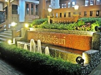รายละเอียดการตกแต่งภายนอก