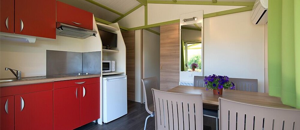 Cabin (2 people) - Living Area