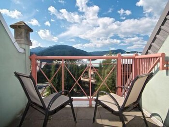 Franz's Run - Terrace/Patio
