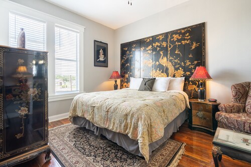 Oak Park Inn by OYO