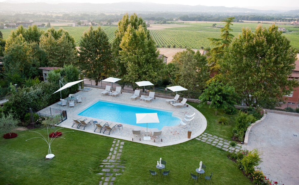 Piscina all'aperto