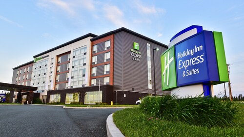 Holiday Inn Express & Suites St John's Airport, an IHG Hotel
