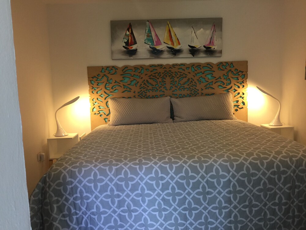 Signature Suite - Guestroom