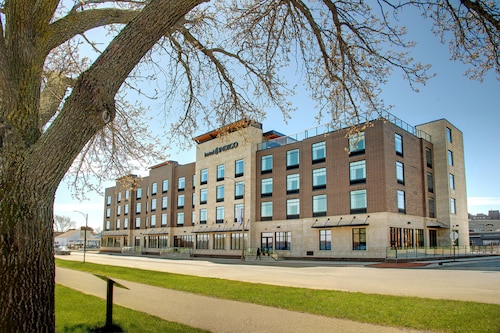 Hotel Indigo Traverse City