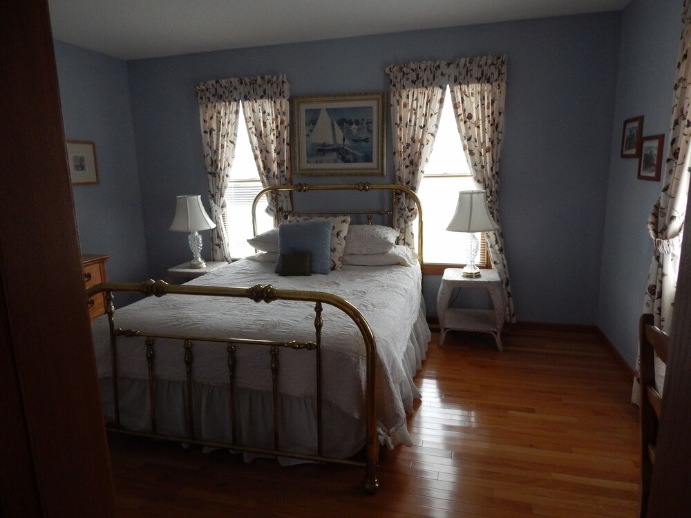 Comfort House, 1 Queen Bed - Guestroom