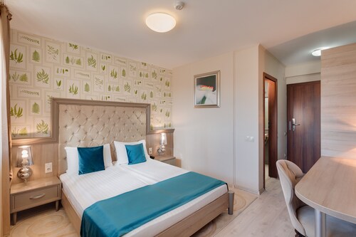 Hotel Meridian