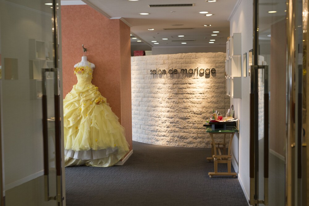 屋内結婚式場