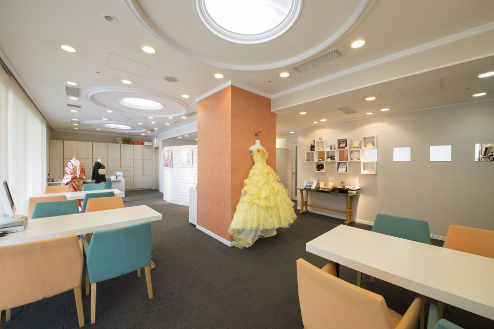 屋内結婚式場
